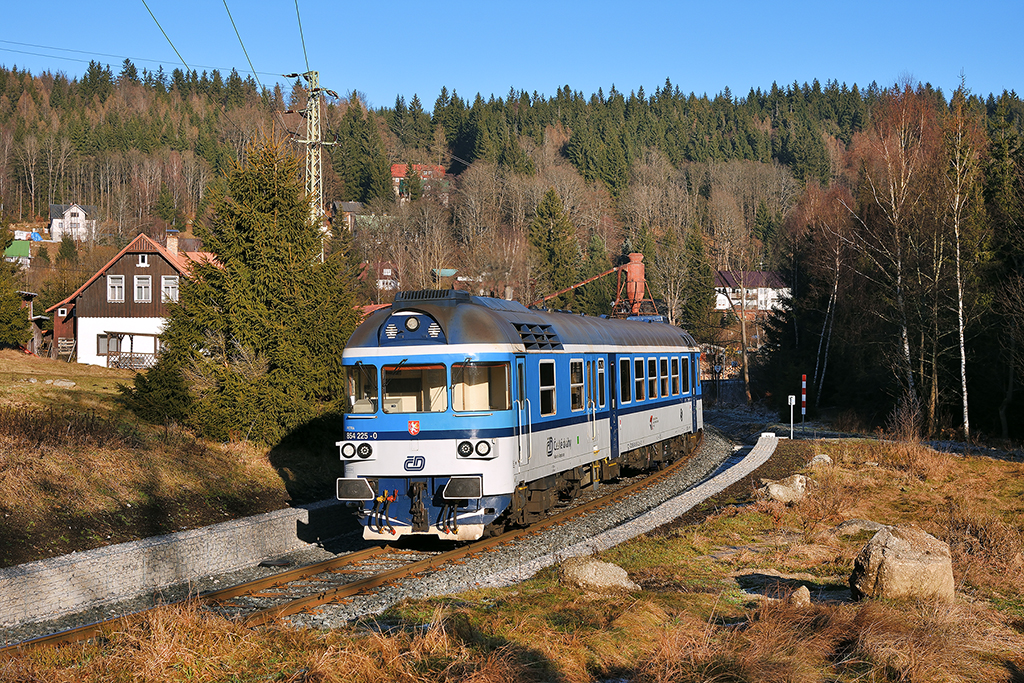 Představení motorového vozu 854 225-0